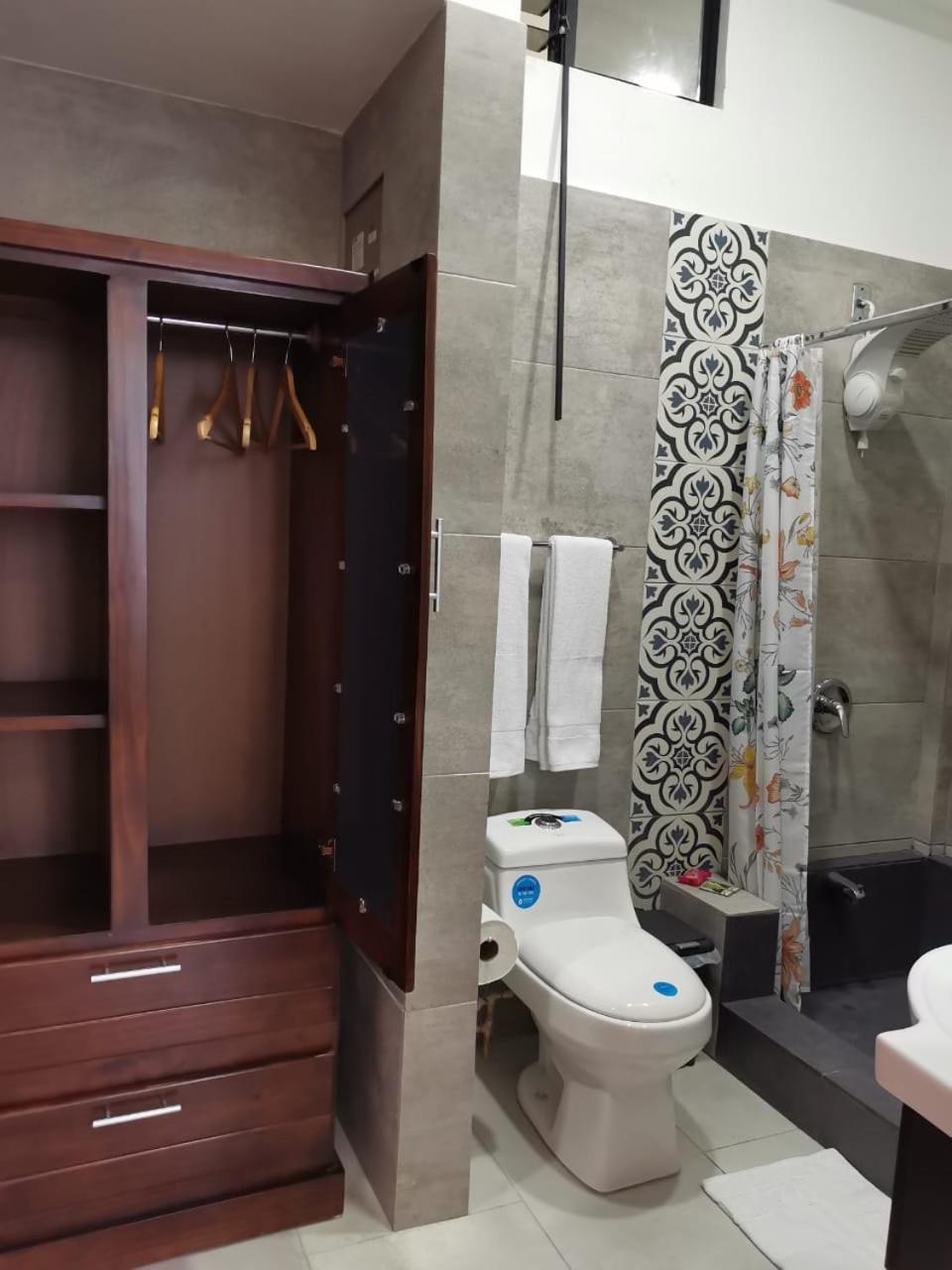 935 Lodge San Jose エクステリア 写真